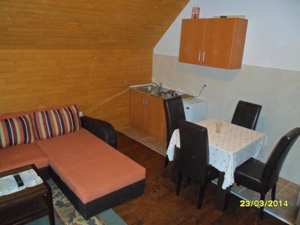 Apartments Sara Žabljak Oda fotoğraf